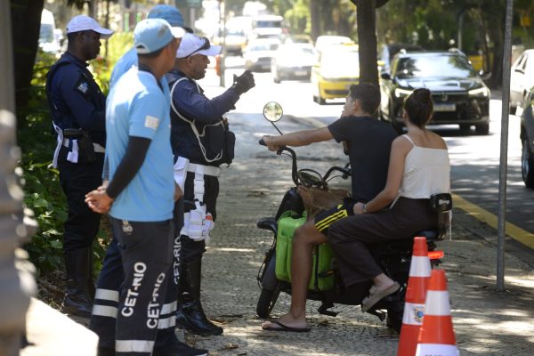 Novas regras: decreto da Prefeitura do Rio regulamenta circulação de patinetes, bikes elétricas e ciclomotores com criação de cadastro municipal