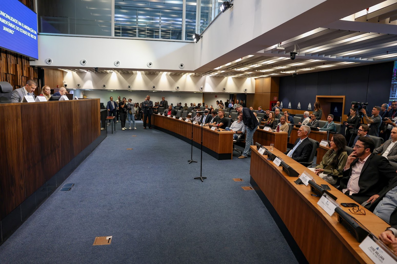 Alerj quer ampliar repasses da Saúde aos municípios e criar calendário fixo de pagamentos