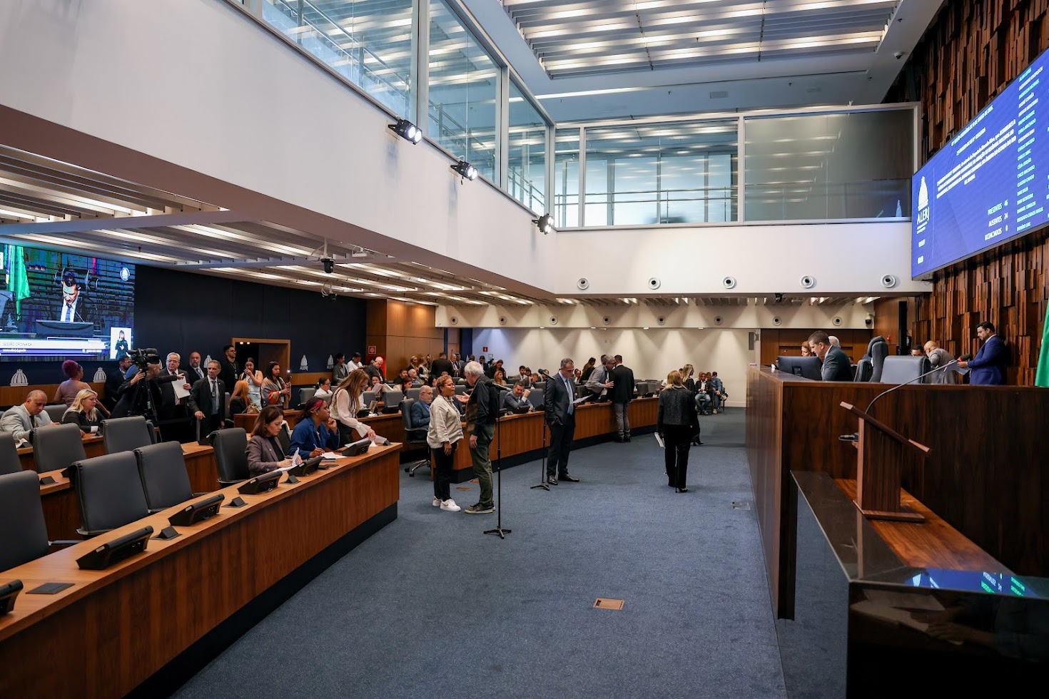 Deputados da Alerj apresentam cerca de 470 emendas à LDO de 2027