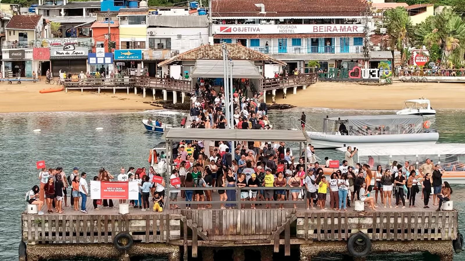 Taxa de turismo na Ilha Grande volta ao centro do debate após cobrança de Flávio Bolsonaro
