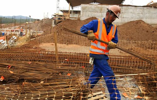 Licitações demais, obras de menos: municípios do Estado do Rio têm 431 intervenções paralisadas — que somam R$ 1,2 bilhão em gastos públicos