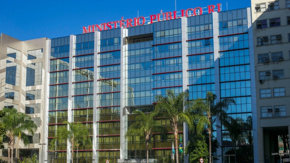 MPRJ abre investigação sobre negócios de Douglas Ruas