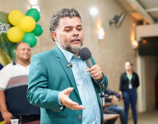 MP entra com ação de impugnação para barrar candidatura de Clébio Jacaré a deputado federal