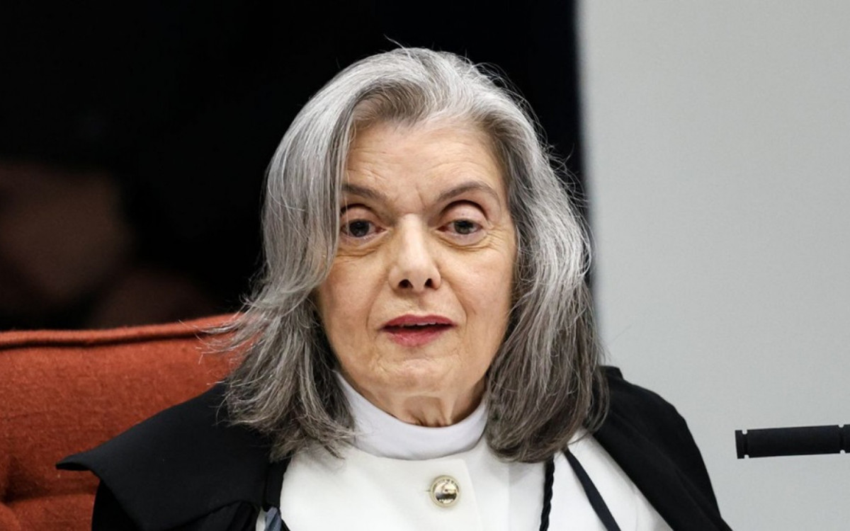 Cármen Lúcia é eleita presidente da Primeira Turma do Supremo Tribunal Federal