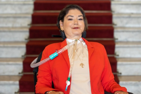 Câmara do Rio aprova homenagem a vereadora Luciana Novaes com nome de rua na cidade