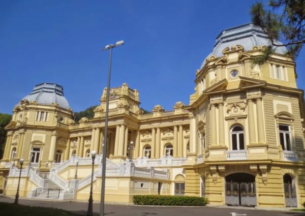 Com ajustes pontuais, Casa Civil registra placar favorável às nomeações, mas concentra exonerações no Desenvolvimento Social