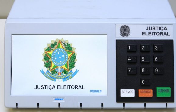 Pesquisa Quaest espontânea mostra queda de 8% nos indecisos da eleição para governador