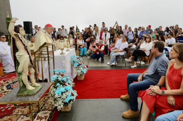 Câmara do Rio aprova lei que proíbe interrupção de cultos religiosos por agentes públicos sem aviso prévio
