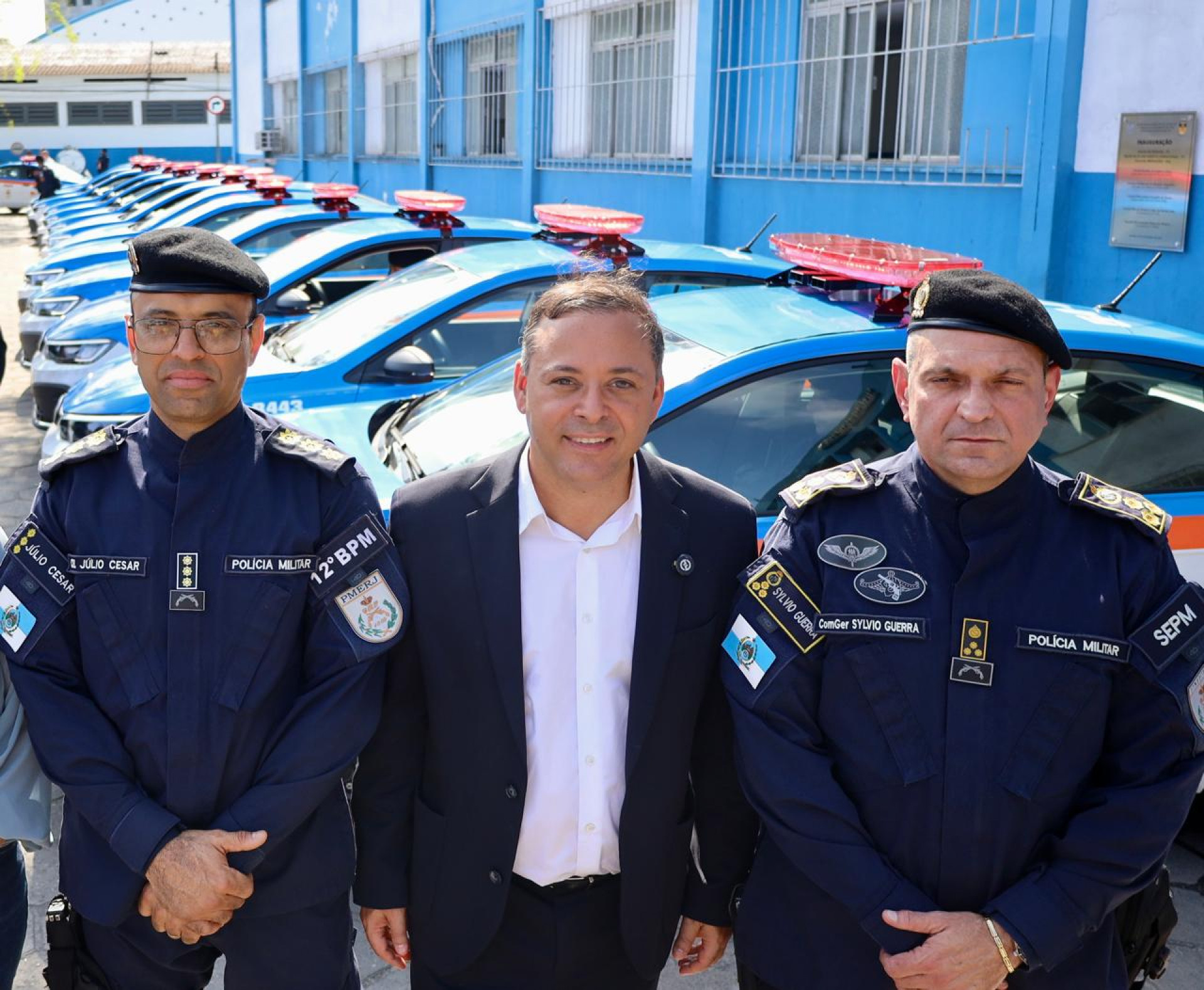 Niterói entrega novas viaturas à Polícia Militar | Niterói