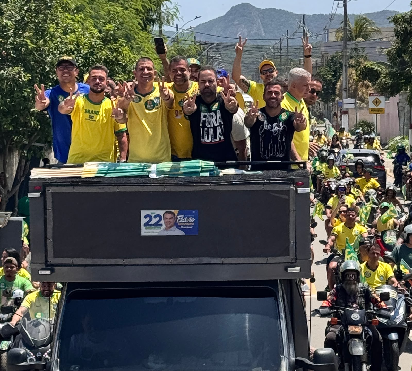 Com participação de time forte do Rio, motociata em apoio a Flávio Bolsonaro é realizada em Maricá