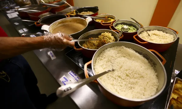 Agora vai? Após vai-e-vem com TCE, governo do estado do Rio homologa licitação de R$ 1,1 bilhão para alimentação em presídios