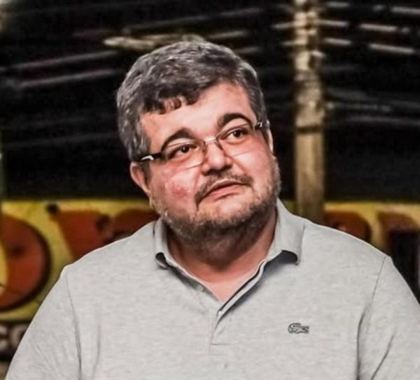 De volta à prefeitura, Dr. Rubão demite toda a equipe de Haroldinho em Itaguaí