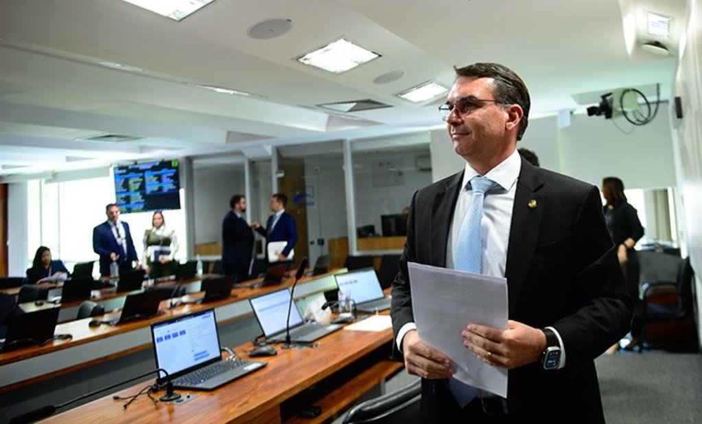 Legítima defesa garantida! Comissão do Senado aprova proteção jurídica a policiais em confronto