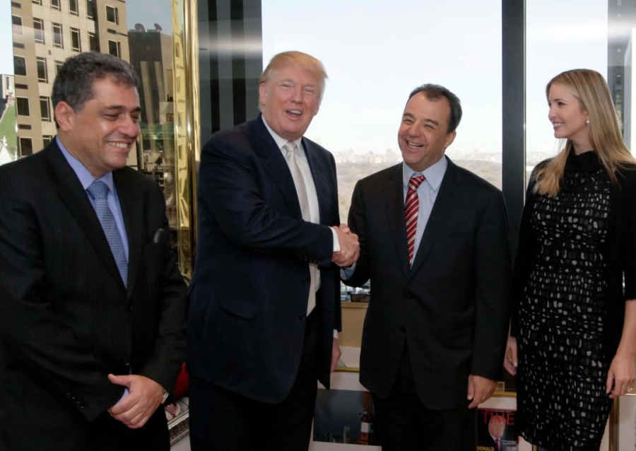 Há 15 anos, o Presidente Trump me recebia para uma reunião nos Estados Unidos. Veja as fotos do nosso encontro