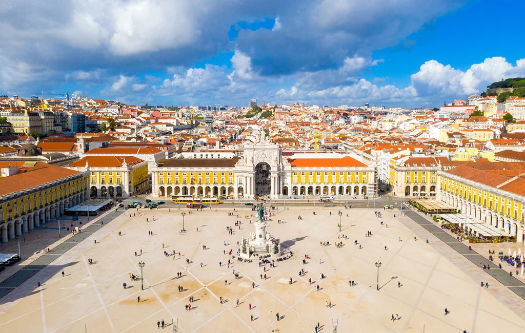 Maricá participa mais uma vez de feira de turismo em Portugal