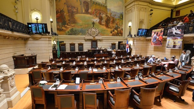 Vereadoras presidem as sessões plenárias na Câmara durante a Semana da Mulher