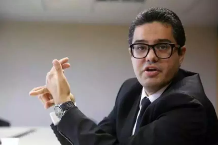 Assessor da Casa Civil é exonerado após classificar Palácio Guanabara como “gabinete do crime”