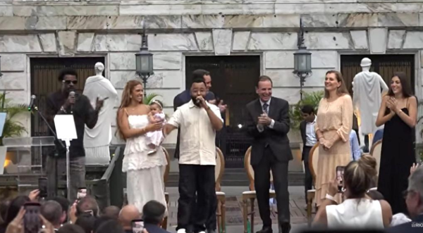 Toma lá, dá cá: diretório do PL acusa Eduardo Paes de propaganda eleitoral antecipada por jingle de Dudu Nobre