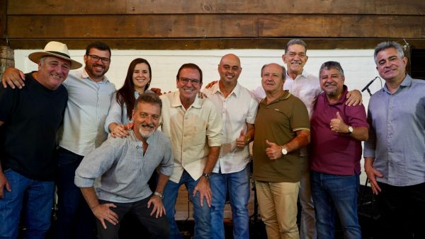 Pé na estrada: Paes vai ao Vale do Paraíba, receber o apoio de cinco prefeitos