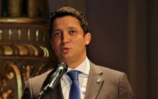 Governador em exercício do Rio, Ricardo Couto exonera Renan Miguel Saad, procurador-geral do estado; Bruno Dubeux assume o cargo