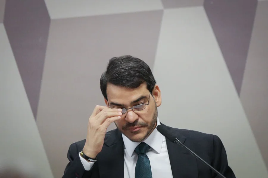 Senado rejeita indicação de Jorge Messias para o STF