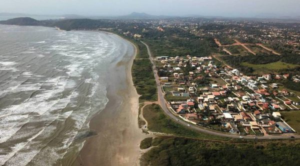 Búzios esquenta disputa com Cabo Frio para retomar Maria Joaquina