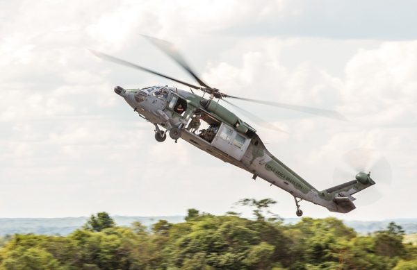 ‘Exoneração’ nos ares: governo do estado suspende compra de helicóptero avaliado em R$ 70 milhões por desconfiar que a aeronave era usada