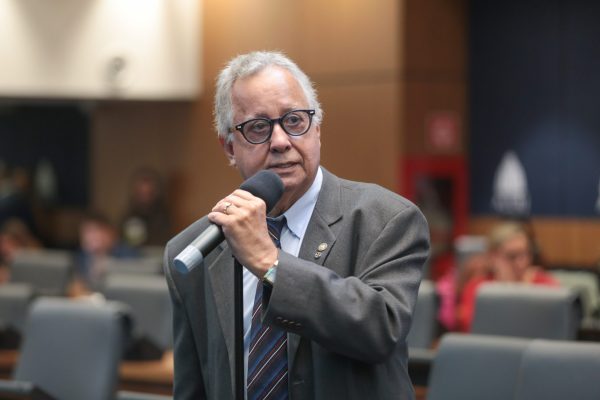 ‘É venda casada’: presidente da Comissão de Transportes da Alerj aciona MP contra fim do pagamento em dinheiro nos ônibus do Rio
