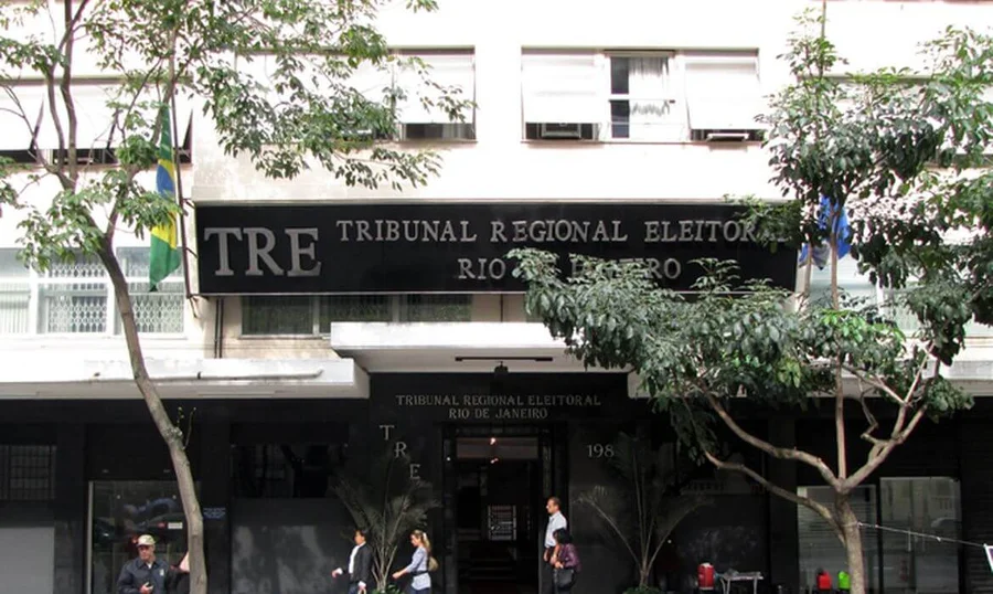 TRE-RJ suspende diretórios de 6 partidos por irregularidades nas contas e acende alerta para eleições