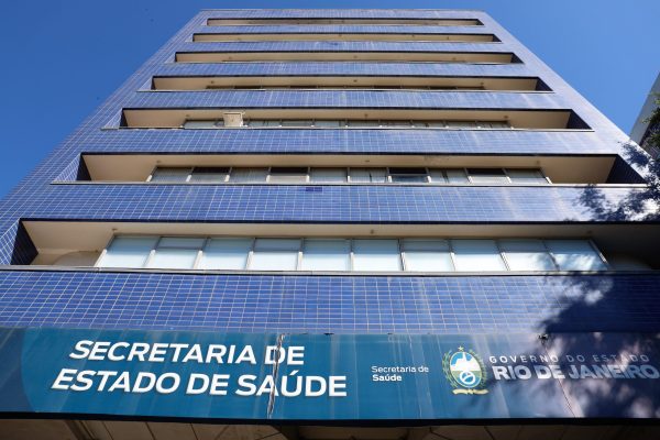 Governo do estado do Rio anuncia envio de R$ 650 milhões em ações de saúde nos municípios após mudança em regra de repasse