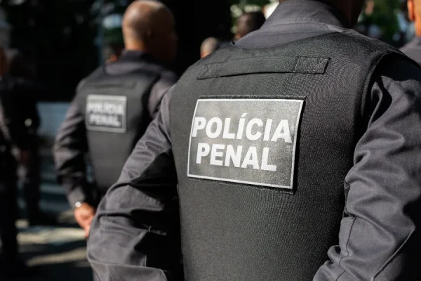 Nomeada hoje por Ricardo Couto, nova secretária de Polícia Penal é casada com tenente-coronel investigado por lobby em tornozeleiras eletrônicas
