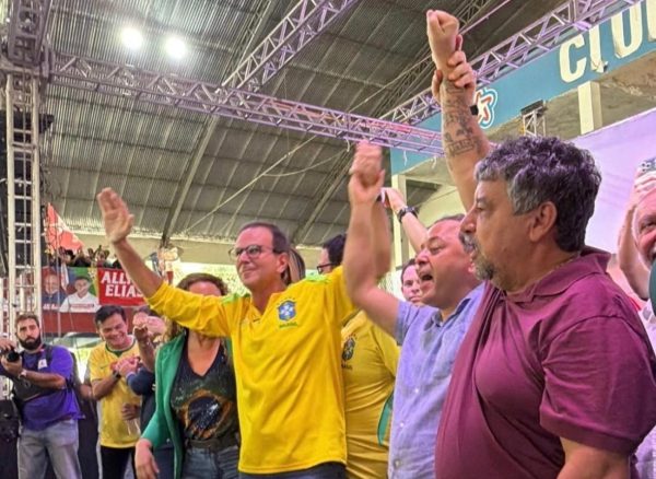 Em São Gonçalo, Paes sobe o tom, ataca governo Castro e mira Douglas Ruas em encontro lotado de militantes: ‘não era secretário das Cidades, era de uma cidade’