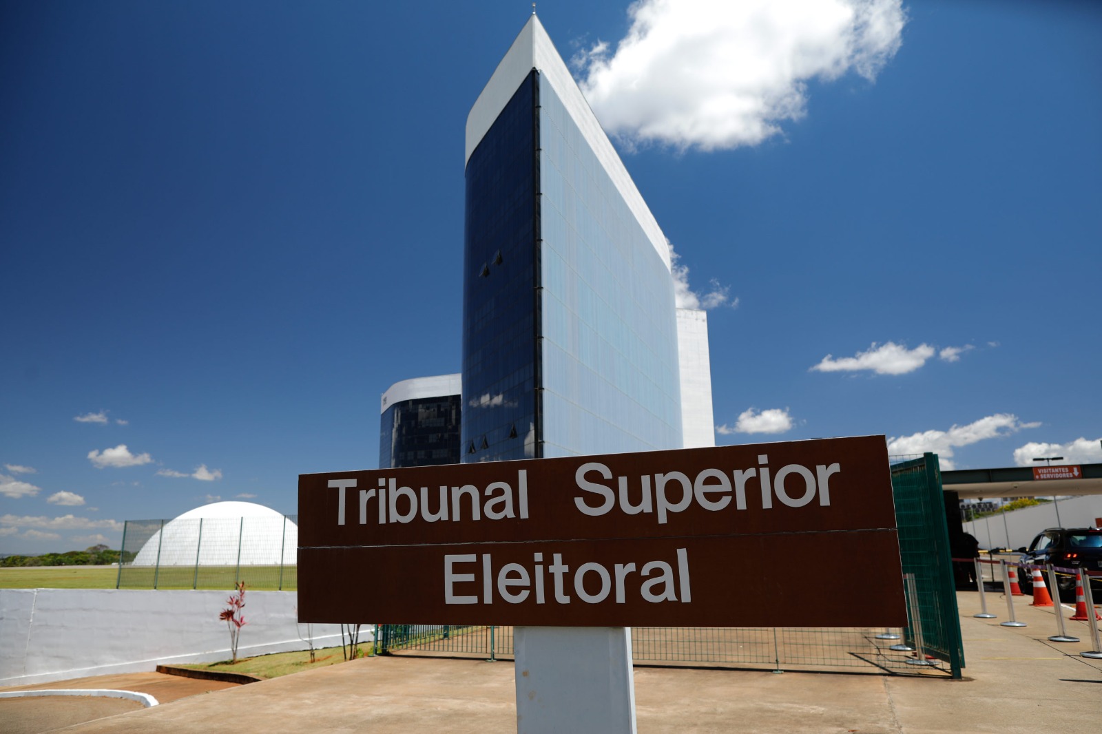 TSE fecha acordo com partidos para fiscalizar cotas