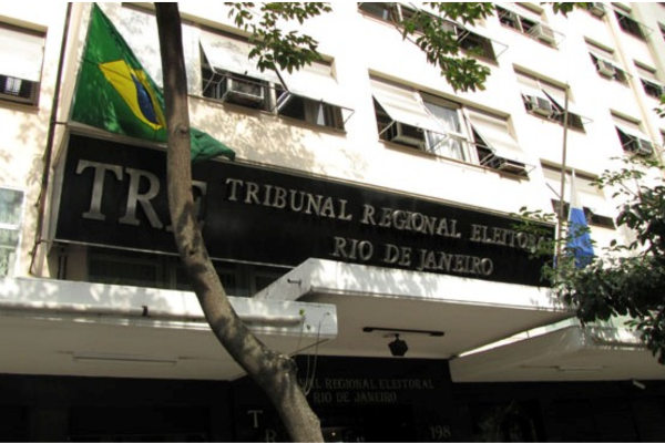 TRE-RJ rejeita ação contra o MDB por suposta fraude à cota de gênero e mantém mandatos no Rio